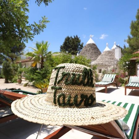 Trulli Tauro Country House Con Idromassaggio Vila Monopoli Exterior foto