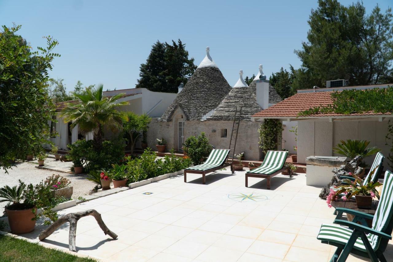 Trulli Tauro Country House Con Idromassaggio Vila Monopoli Exterior foto